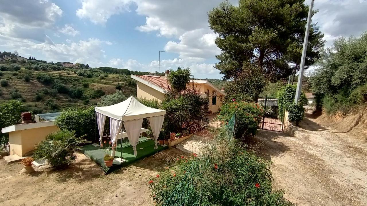 Alla Romana Villa Caltagirone Buitenkant foto