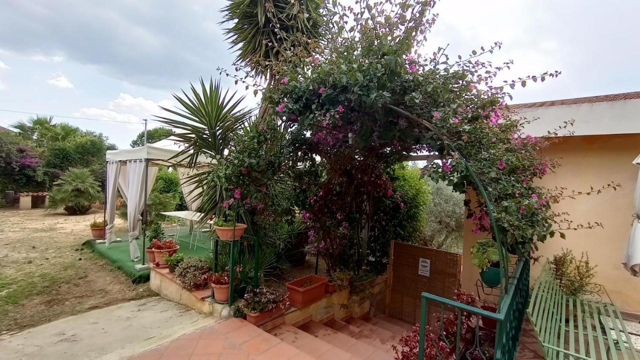 Alla Romana Villa Caltagirone Buitenkant foto