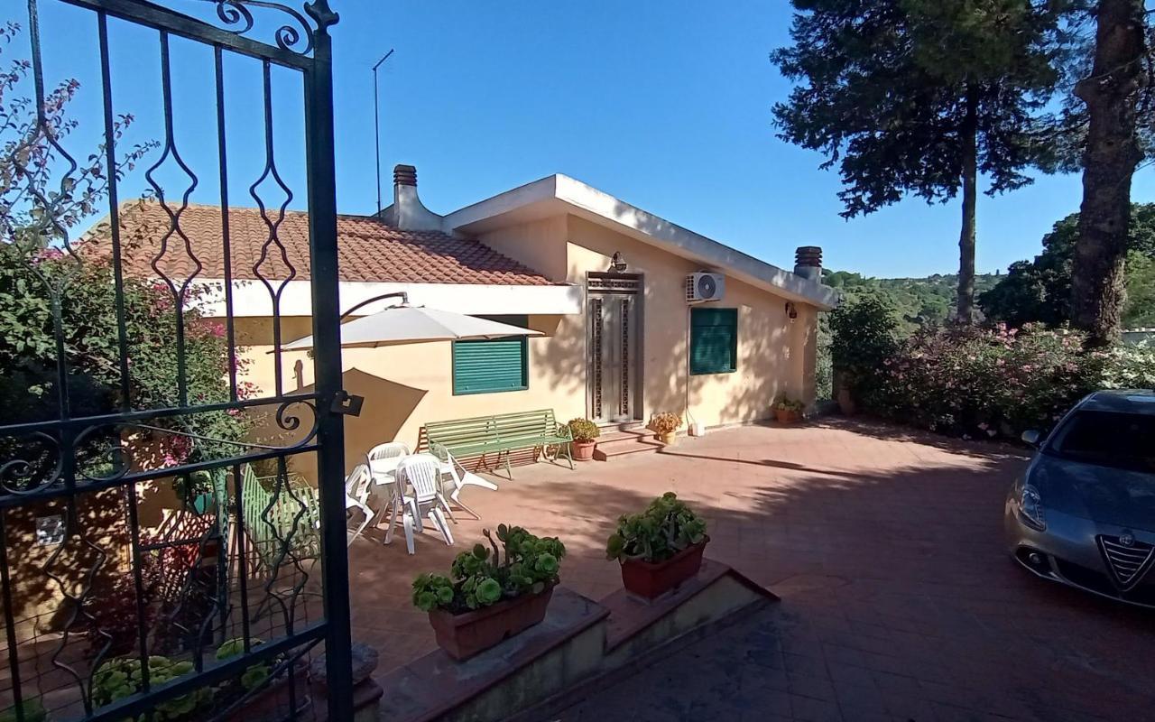 Alla Romana Villa Caltagirone Buitenkant foto