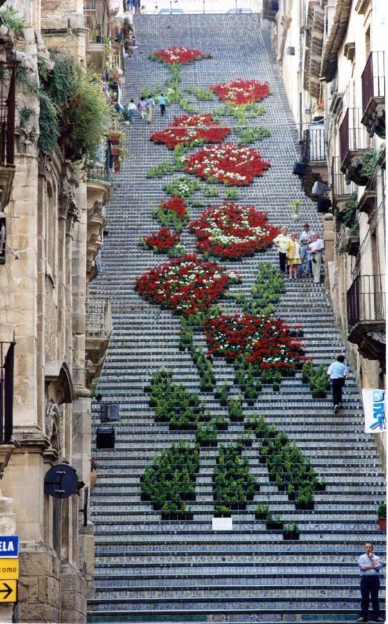 Alla Romana Villa Caltagirone Buitenkant foto